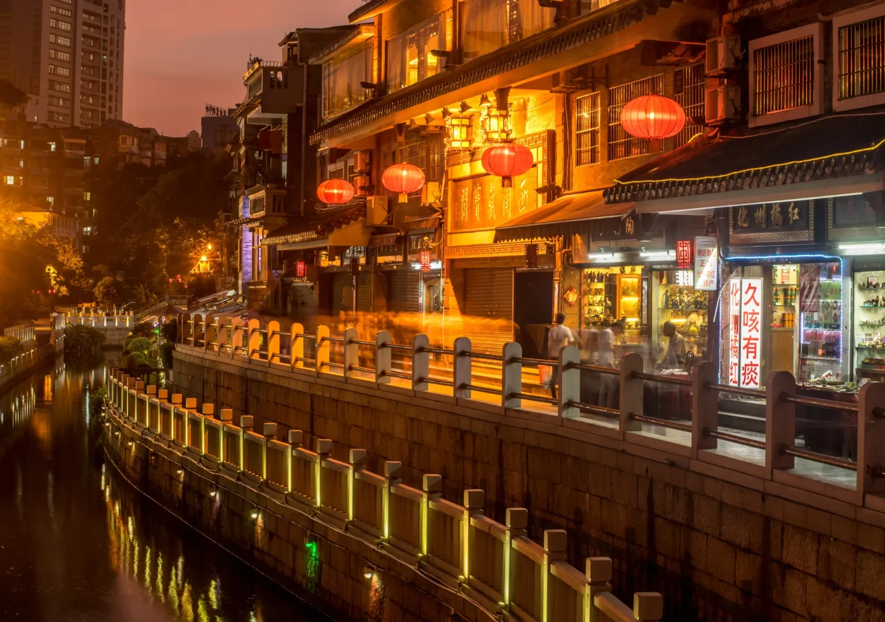 asian-city-with-chinese-lanterns-river