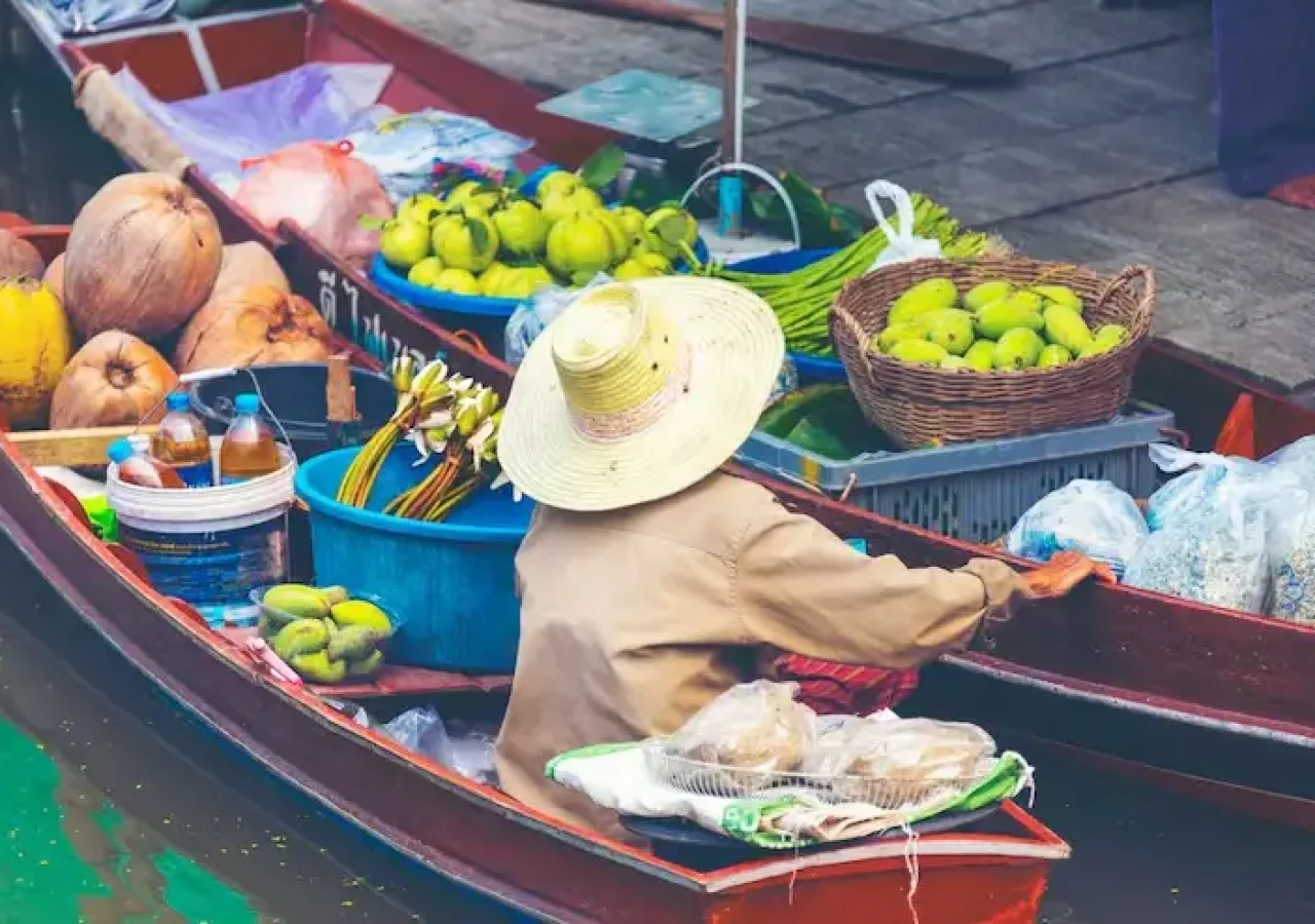 imgi_38_damnoen-saduak-floating-market_33755-736